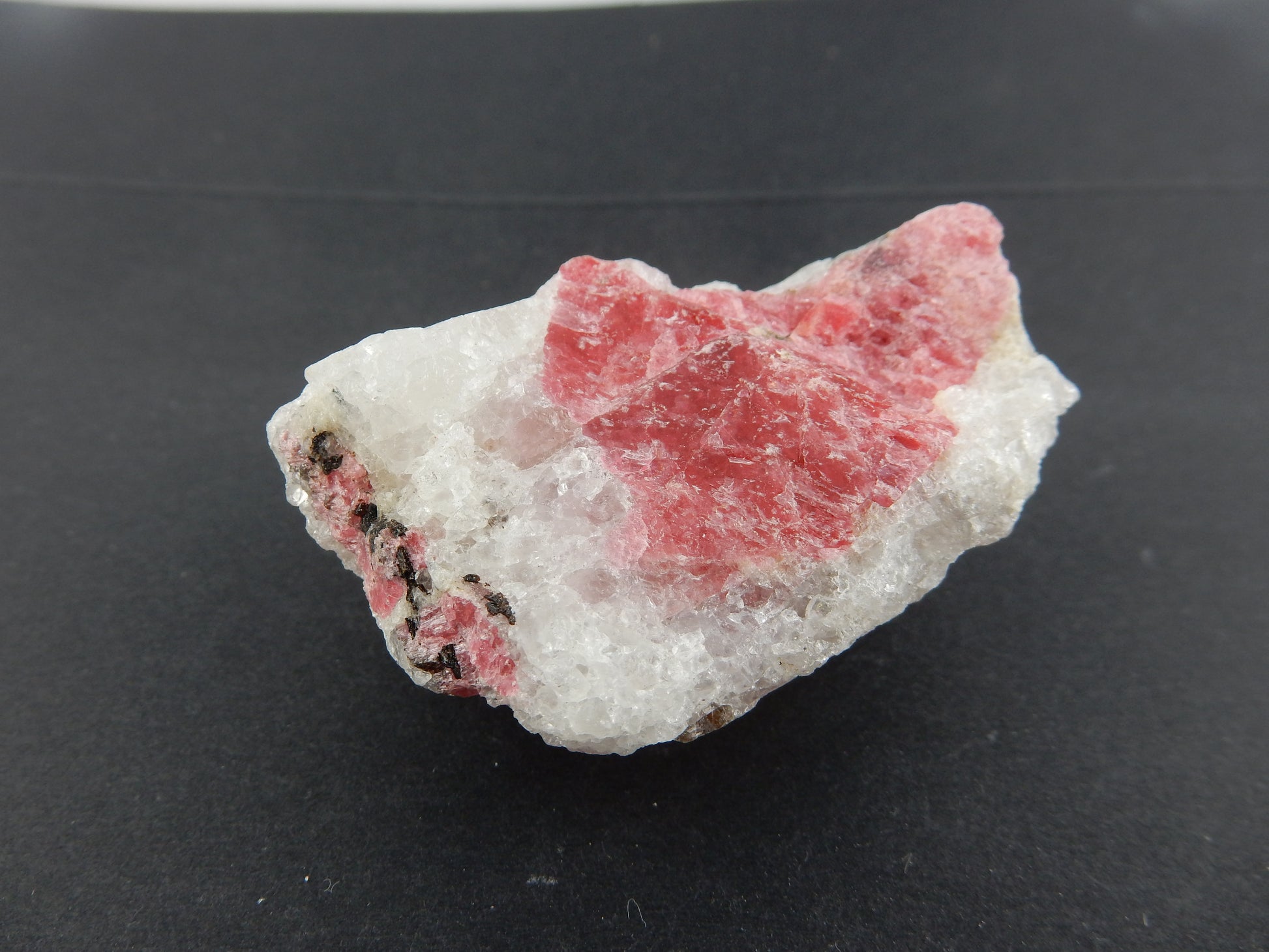 RED crystal in WHITE matrix - great contrast as a specimen!