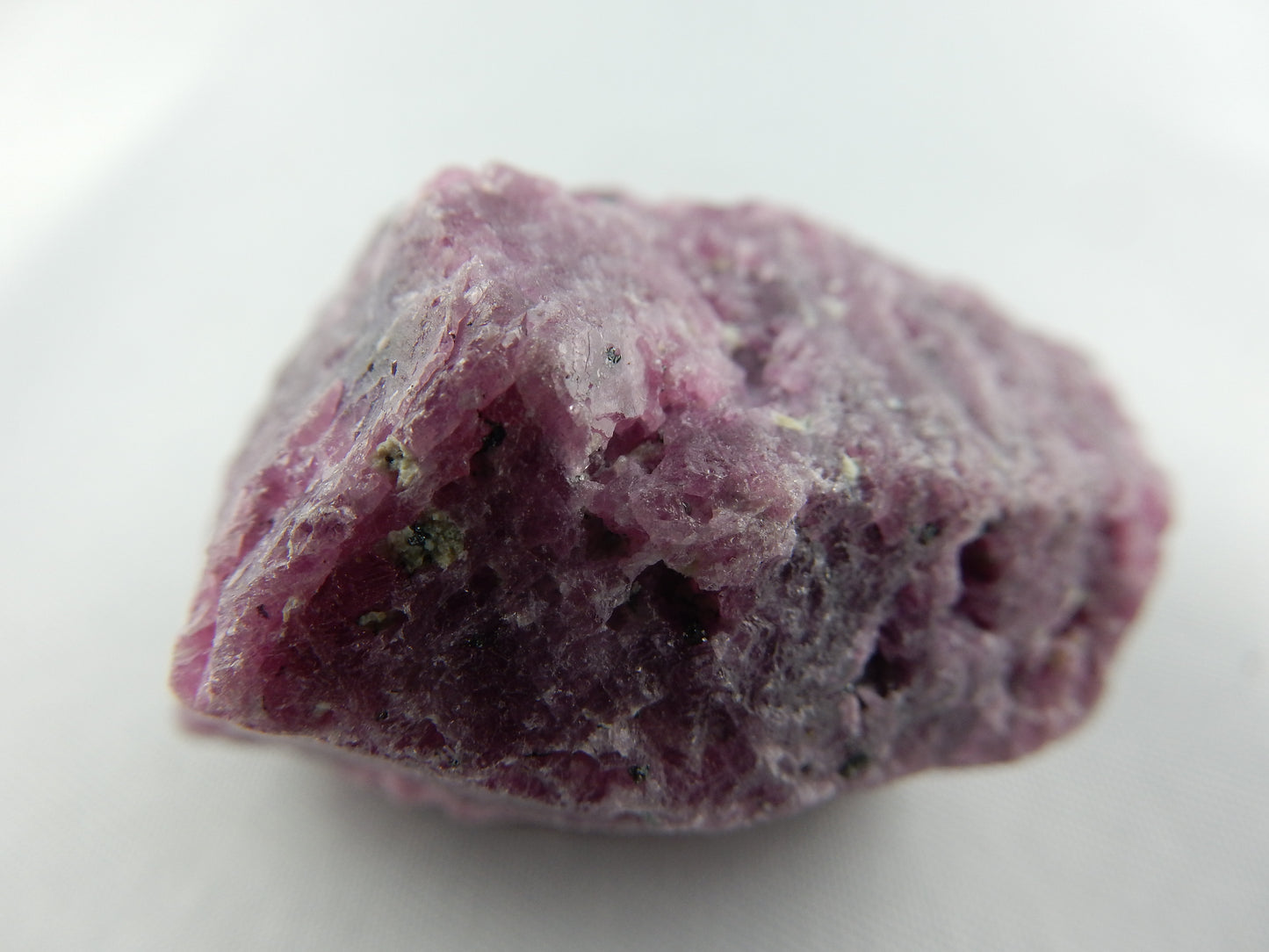 Ruby Crystal - big with intense UV