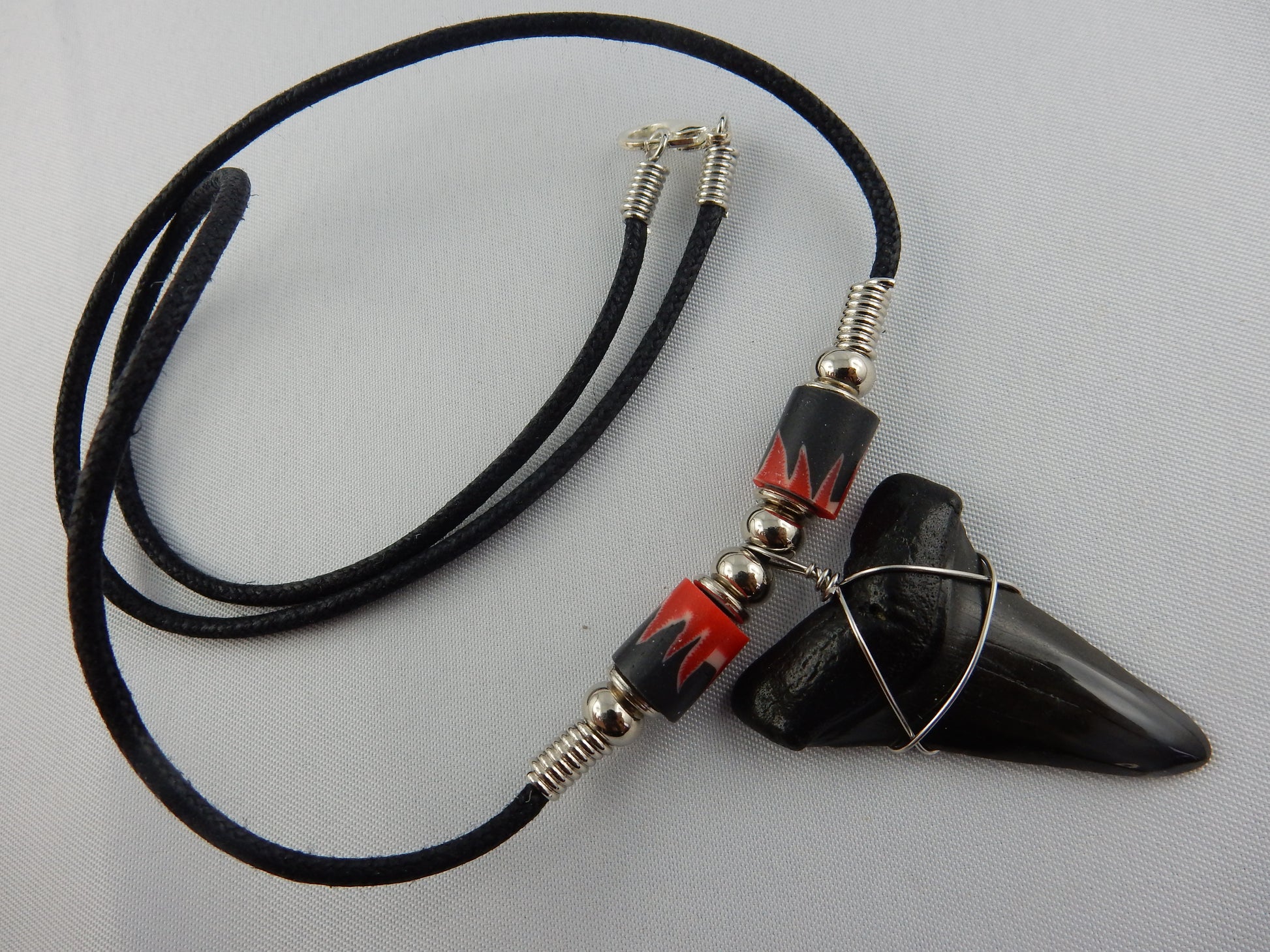 great shape complete megladon tooth ancient shark - w/"angry red" beads - 30 million years old - necklace