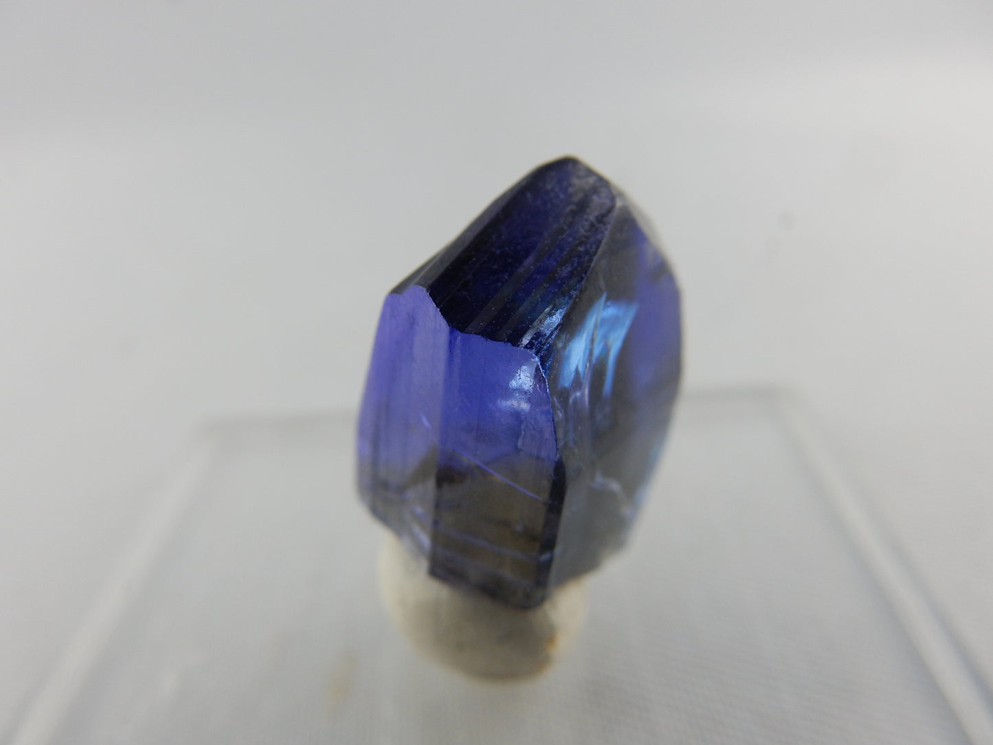 Tanzanite - SUPER fine Gem Crystal
