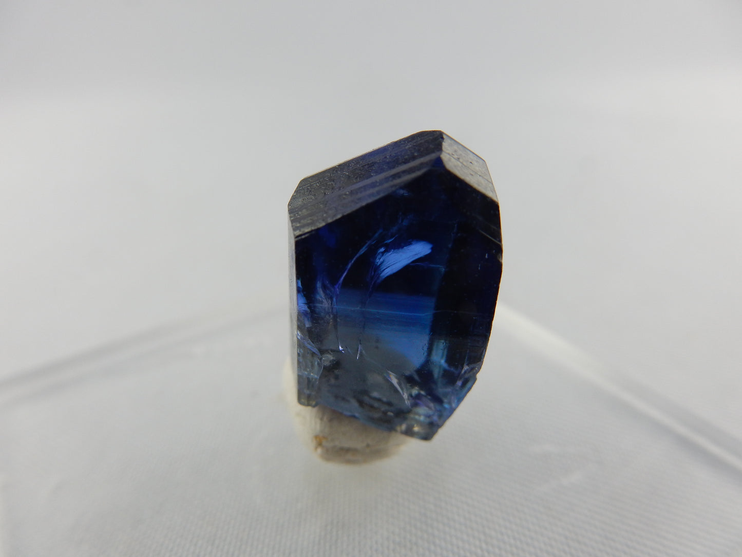 Tanzanite - SUPER fine Gem Crystal