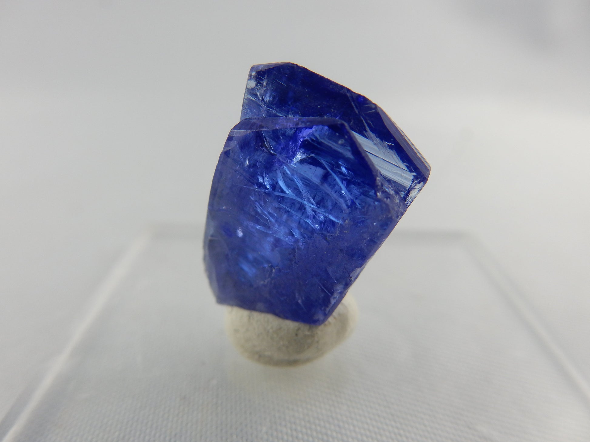 undamaged and unheated pleochroic blue-green-brown clean and clear terminated "blade-type" single point Tanzanite