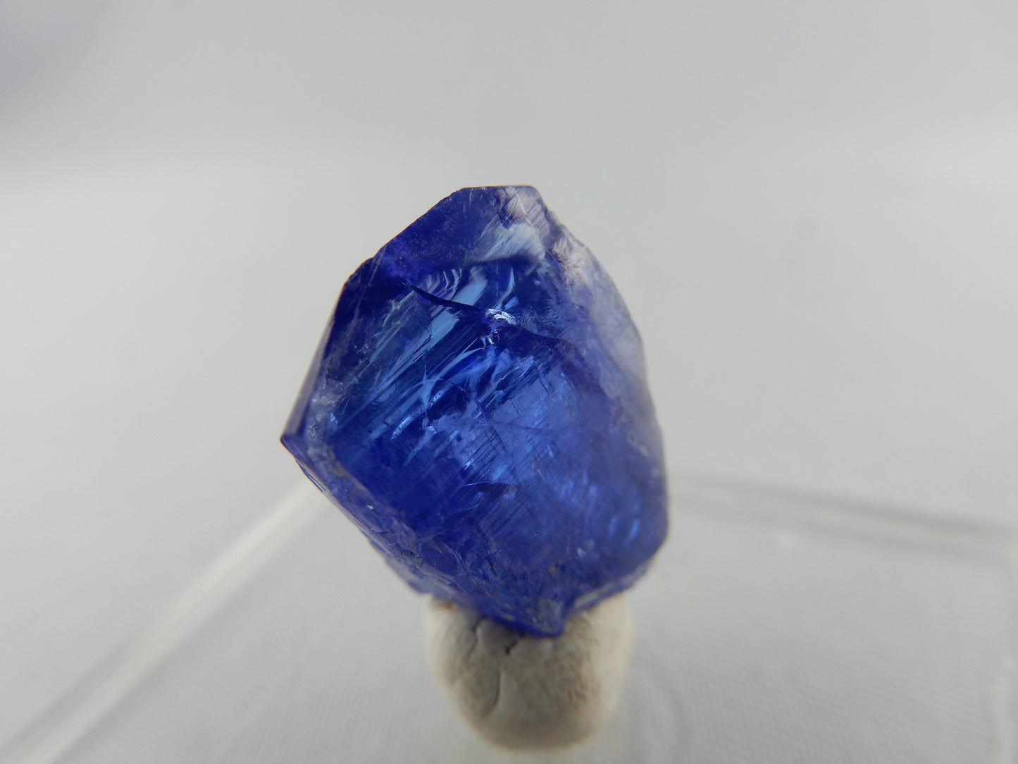 Tanzanite - super fine "Blade-type" Crystal