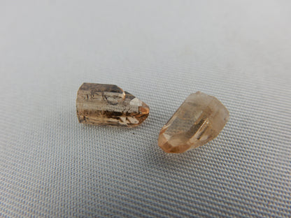Topaz Gem Points - Lot (2 pcs)