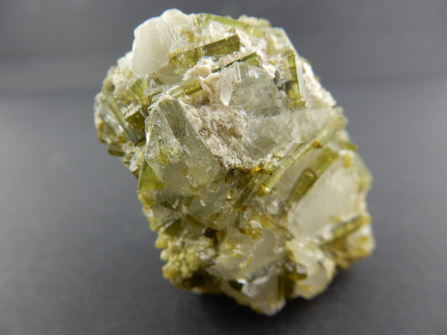 Tourmaline - green Clusters on Quartz