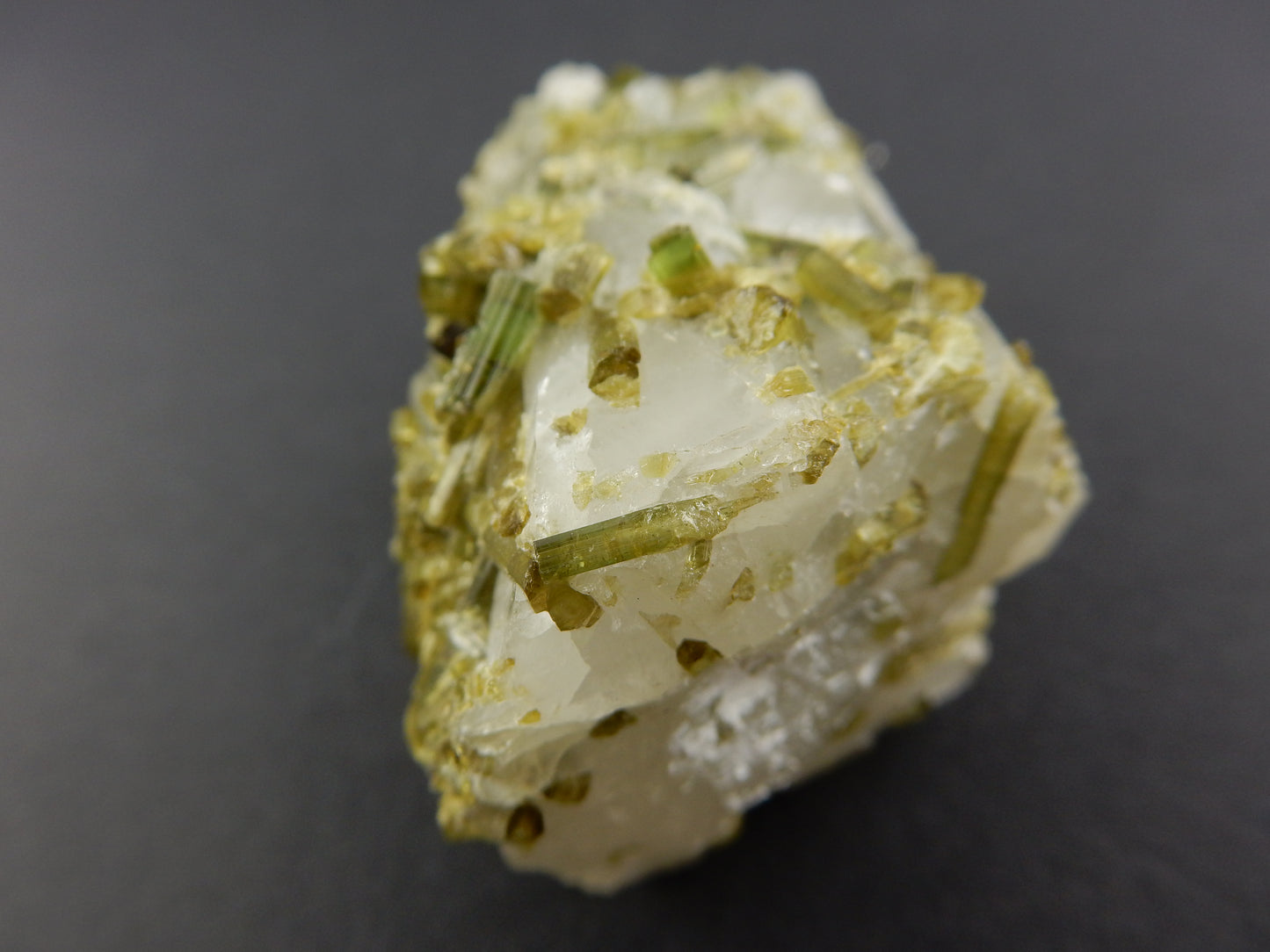Tourmaline - green Clusters on Quartz