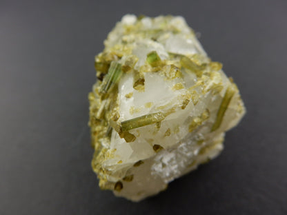 Tourmaline - green Clusters on Quartz