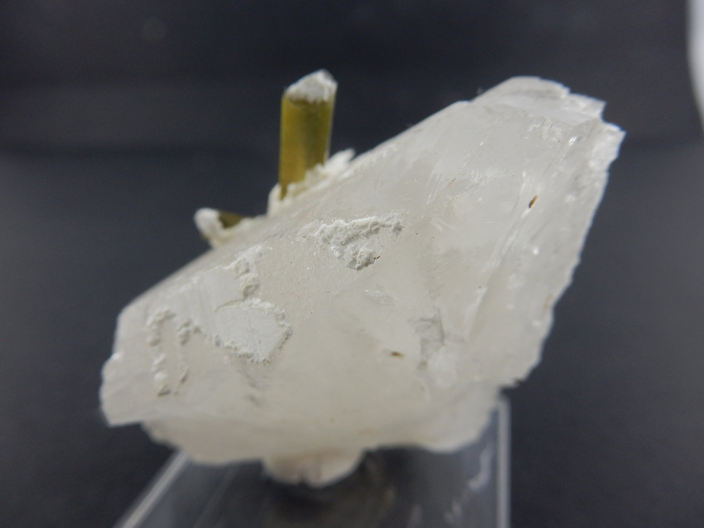 Tourmaline - green "Swords in Stone"