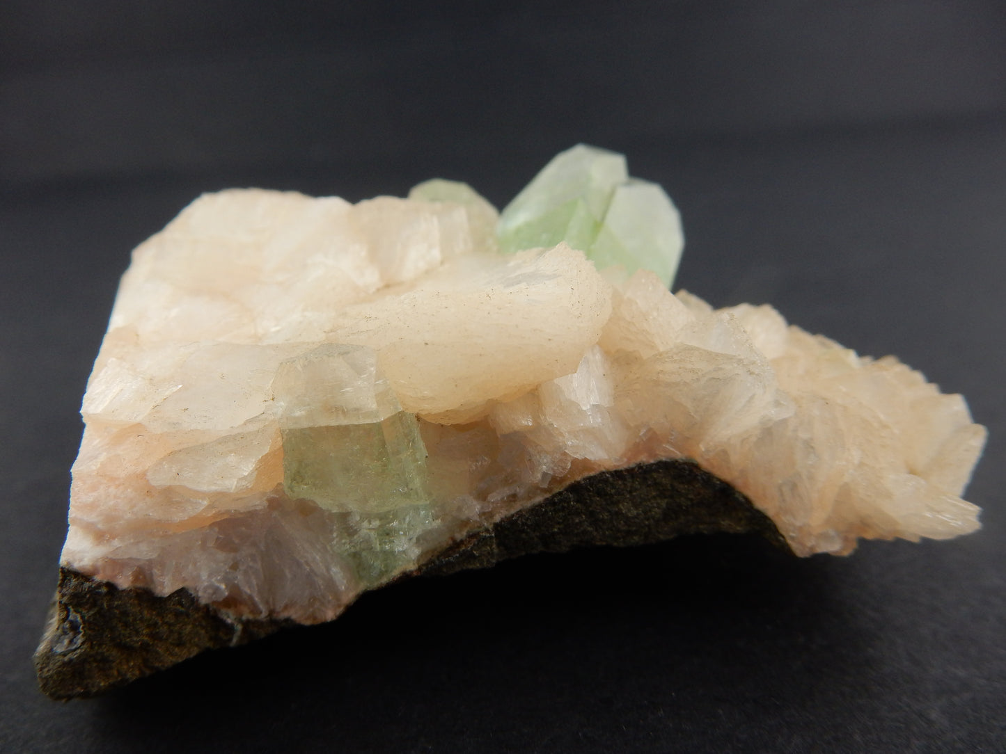 Apophyllite on Stilbite