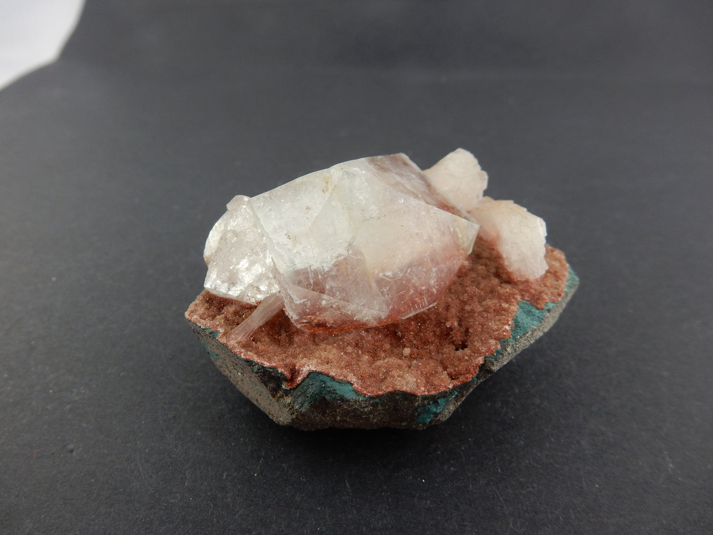 Apophyllite and Heulandite