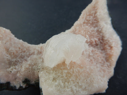 Heulandite on Matrix